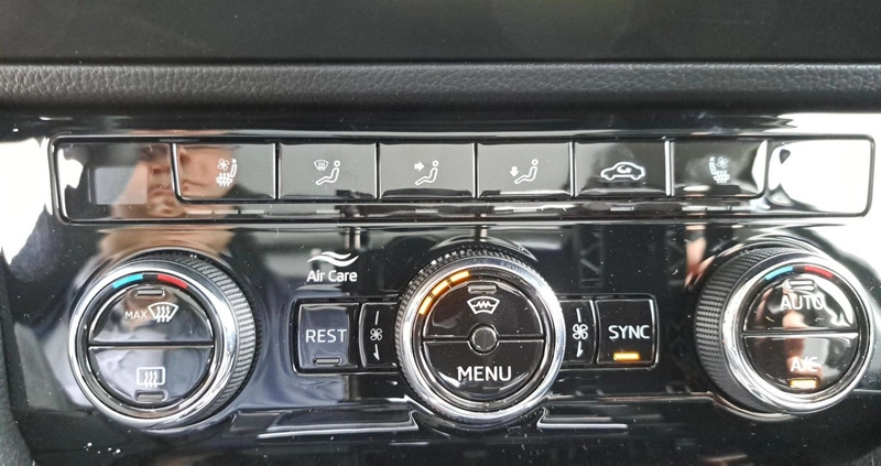 Skoda Superb cena 209900 przebieg: 1, rok produkcji 2024 z Niemodlin małe 781